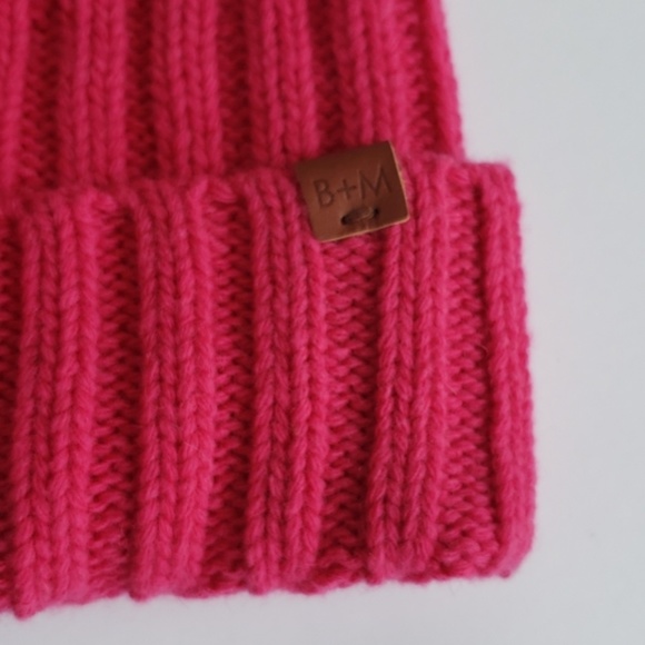 Bickley + Mitchell Chunky Rib Knit Beanie - Picture 5 of 5